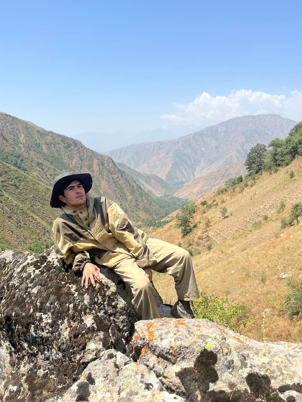 Resting above the gorge